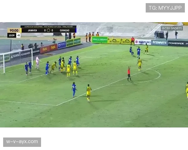 K联赛杯赛冠军诞生！球队勇夺桂冠，球迷狂欢庆祝