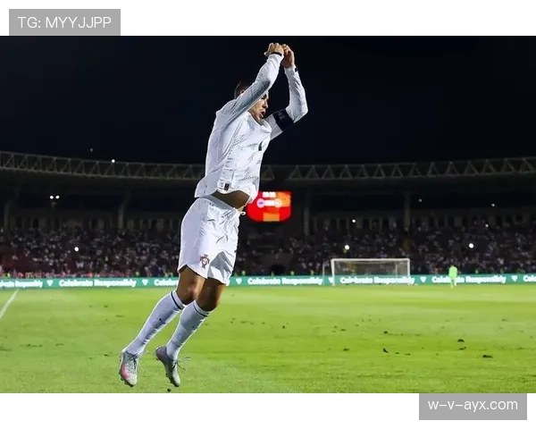 马丁内斯国家队表现持续亮眼，助力球队状态回暖引关注