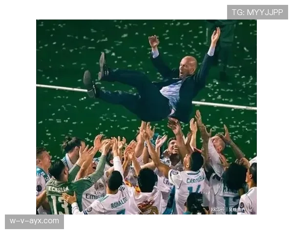 齐达内战术革新：解码现代足球战略布局的演变与深远影响