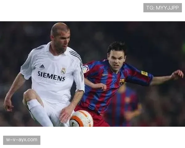 齐达内技术演变：从古典前腰到现代战术核心的转型之路