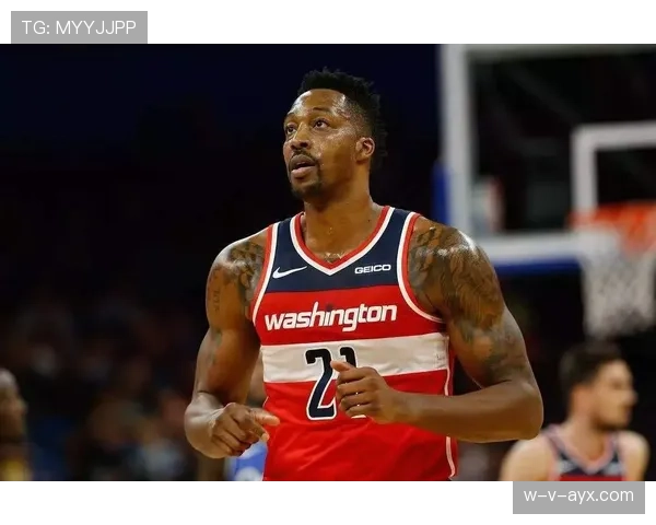 德怀特·霍华德篮下强攻改变内线防守格局，篮板效率明显提升